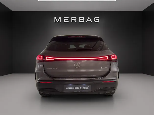 Mercedes-Benz EQA 300 AMG Line 4Matic