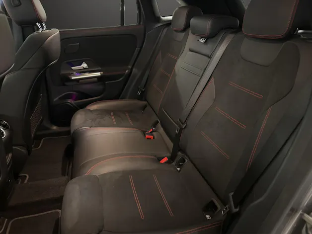 Mercedes-Benz EQA 300 AMG Line 4Matic