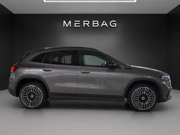 Mercedes-Benz EQA 300 AMG Line 4Matic
