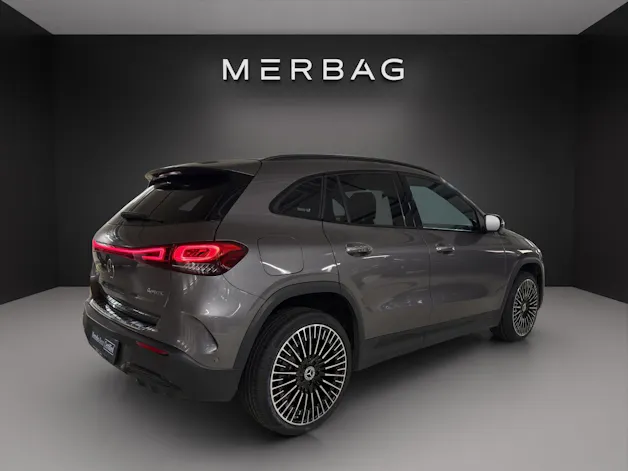 Mercedes-Benz EQA 300 AMG Line 4Matic