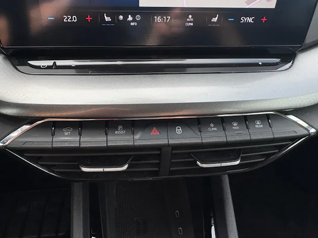 Škoda Octavia Combi 2.0 TDI DSG Ambition 4x4