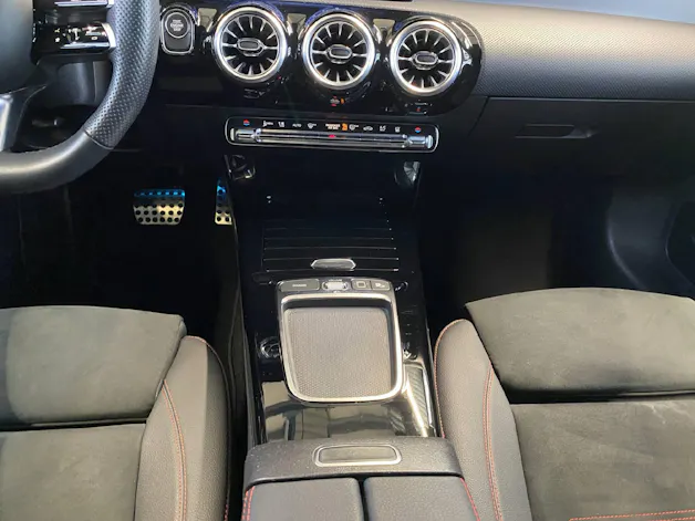 Mercedes-Benz A 250 e EQ Star AMG Line