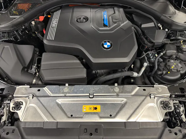 BMW 330e xDrive Touring M Sport
