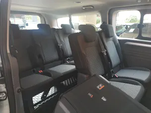 VW Caravelle 2.0 TDI LWB 4 Motion Aut 8
