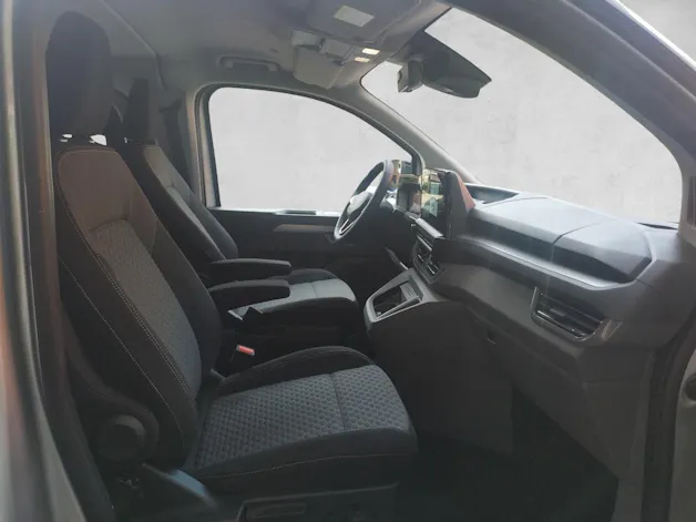 VW Caravelle 2.0 TDI LWB 4 Motion Aut 8