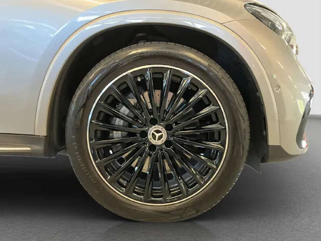 MERCEDES-BENZ GLC 200 AMG Line 4MATIC