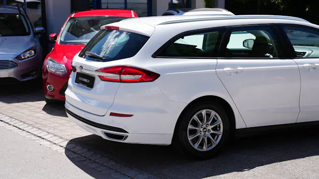 Ford Mondeo 2.0 TDCi Business Plus AWD PowerShift