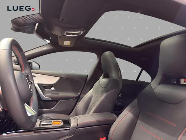 Mercedes-Benz CLA 200 - AMG / DISTRONIC / Rückfahrkamera / Panorama-Dach / Soundsystem
