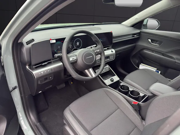 Hyundai Kona 1.6 GDi HEV Amplia DCT