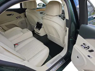 Bentley Flying Spur 6.0 W12 First Edition