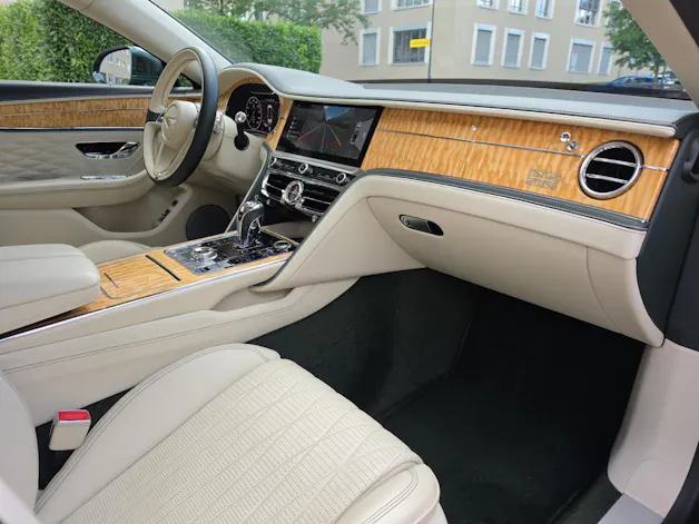 Bentley Flying Spur 6.0 W12 First Edition
