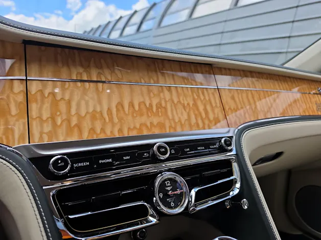Bentley Flying Spur 6.0 W12 First Edition