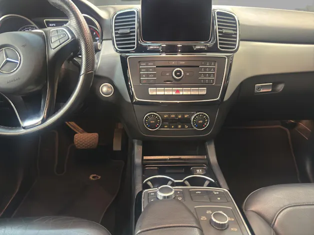 MERCEDES-BENZ GLE 350 d 4M - Executive / DISTRONIC / 360 Grad Kamera