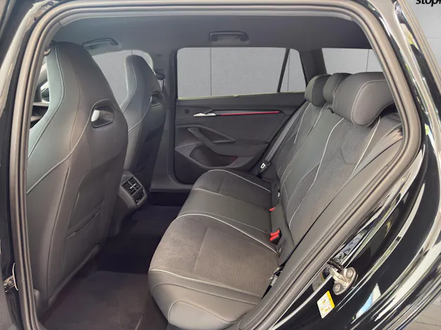 Škoda Superb Combi 2.0 TDi Sportline 4x4 DSG