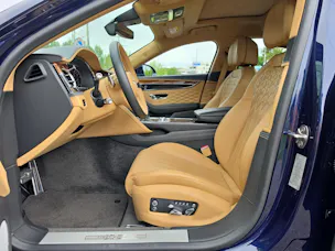 Bentley Flying Spur 6.0 W12 First Edition