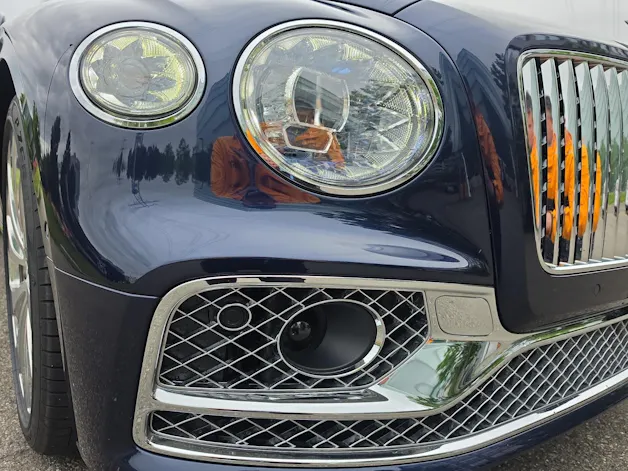 Bentley Flying Spur 6.0 W12 First Edition