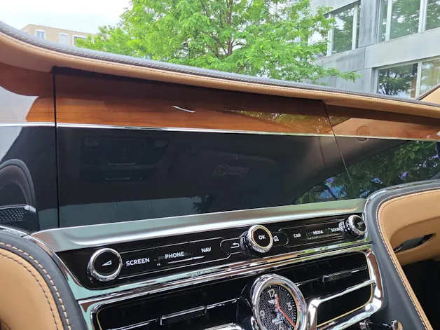 Bentley Flying Spur 6.0 W12 First Edition