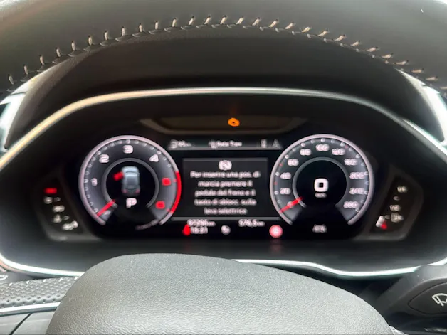 Audi Q3 35 TDI S line quattro S-tronic