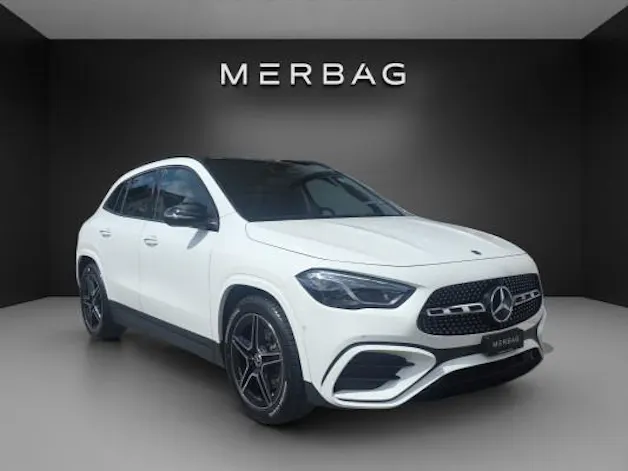 Mercedes-Benz GLA 220 4Matic 8G-DCT