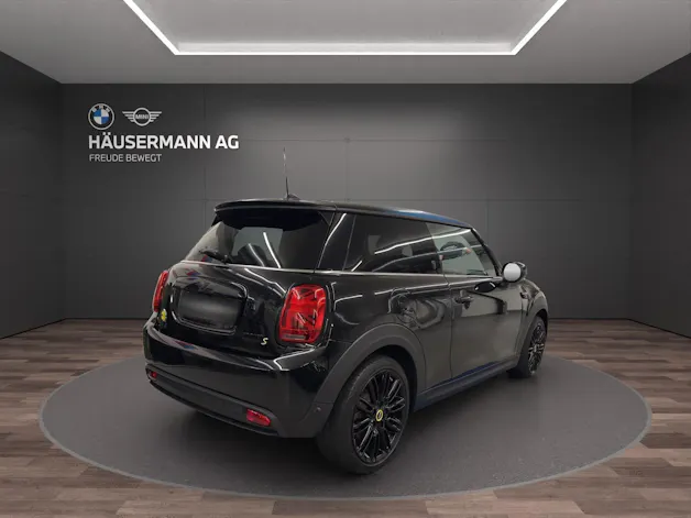 Mini F56 Cooper SE
