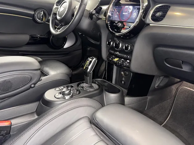 Mini F56 Cooper SE