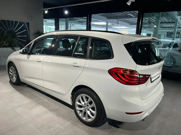 BMW 218d xDrive Gran Tourer Steptronic Essential Edition