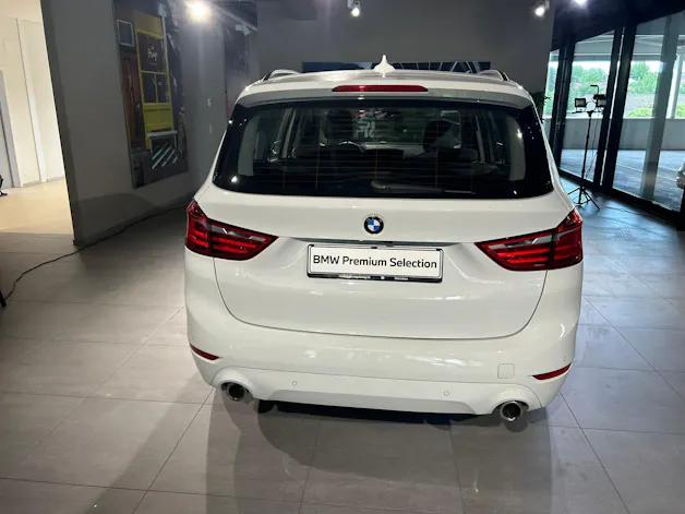 BMW 218d xDrive Gran Tourer Steptronic Essential Edition