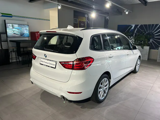 BMW 218d xDrive Gran Tourer Steptronic Essential Edition