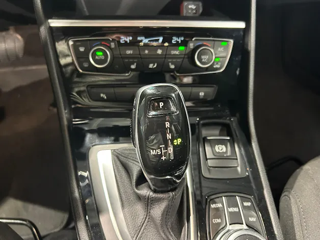 BMW 218d xDrive Gran Tourer Steptronic Essential Edition
