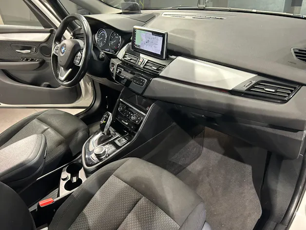 BMW 218d xDrive Gran Tourer Steptronic Essential Edition