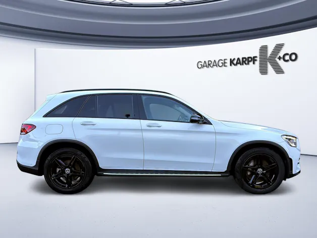 MERCEDES-BENZ GLC 200 AMG Line 4Matic 9G-Tronic
