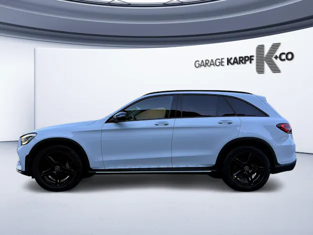 MERCEDES-BENZ GLC 200 AMG Line 4Matic 9G-Tronic