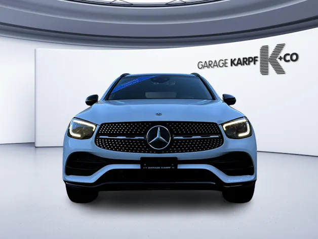 MERCEDES-BENZ GLC 200 AMG Line 4Matic 9G-Tronic