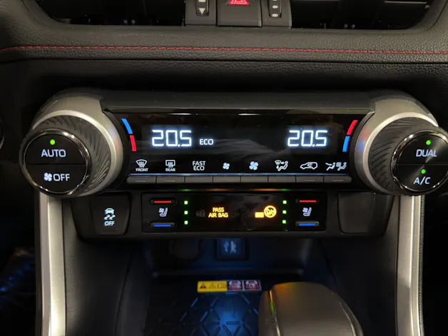 Toyota RAV-4 2.5 PHEV Platinum e-CVT 4WD