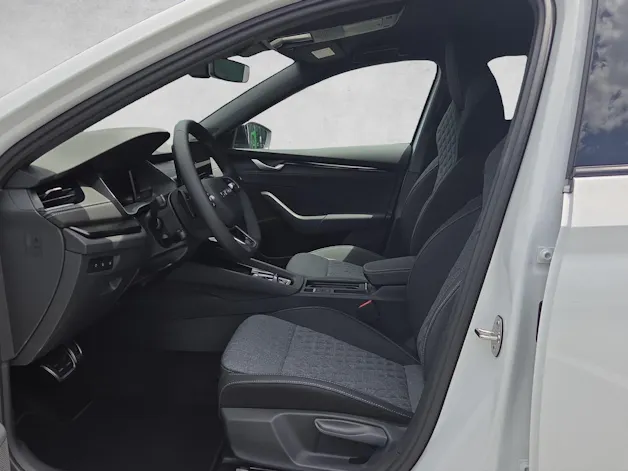 Škoda Octavia Combi 1.5 TSI mHEV DSG Sport Line