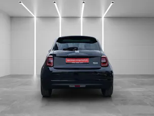 Fiat 500 electric 87 kW La Prima By Bocelli Top