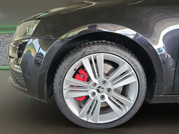Škoda Octavia Combi 2.0 TSI RS DSG