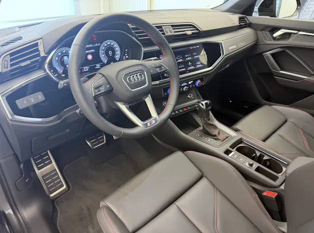 Audi Q3 45 TFSI quattro S-tronic