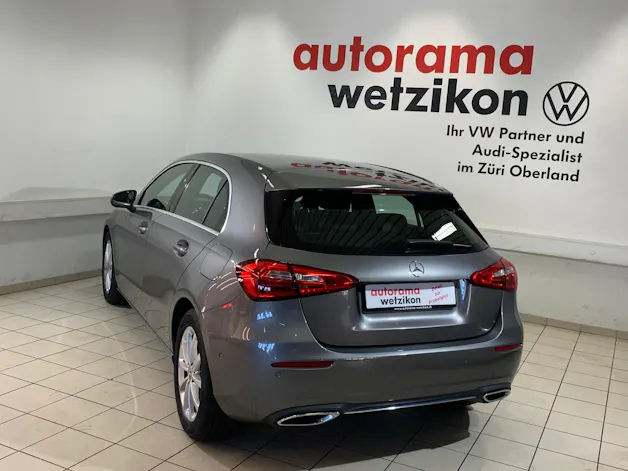Mercedes-Benz A 180 d Progressive 8G-DCT