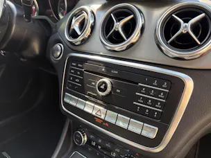 Mercedes-Benz GLA 250 AMG Line 4Matic