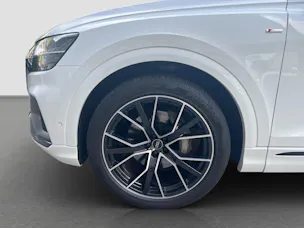Audi Q8 50 TDI Black Edition quattro tiptronic
