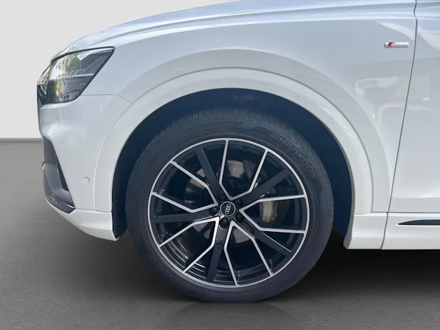 Audi Q8 50 TDI Black Edition quattro tiptronic