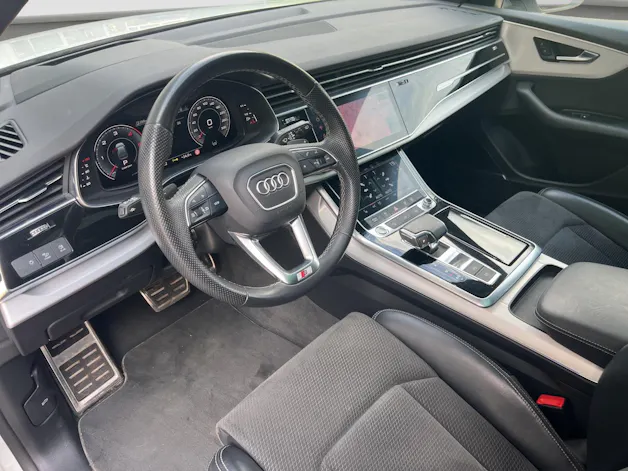 Audi Q8 50 TDI Black Edition quattro tiptronic