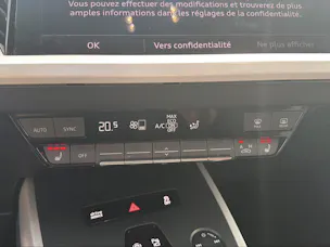 AUDI Q4 e-tron 50 quattro