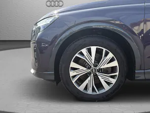 AUDI Q4 e-tron 50 quattro