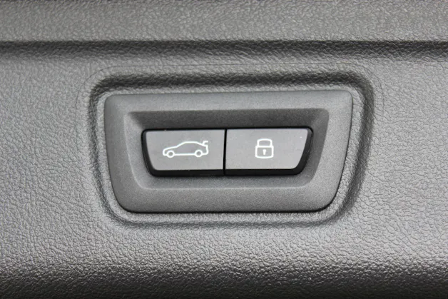 BMW M3 Competition M xDrive Touring Individual *SAO PAULO GELB*