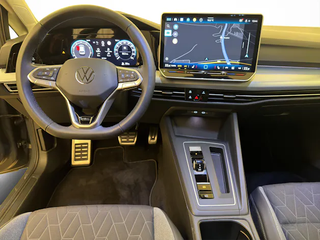 VW Golf 8 1.5 eTSI Goal DSG