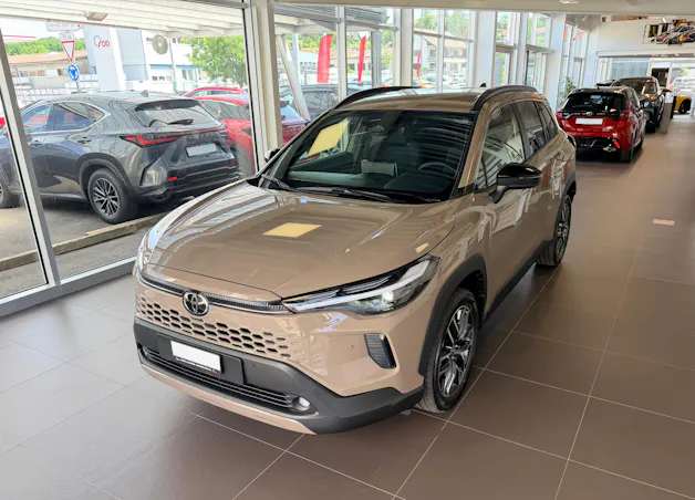 Toyota Corolla Cross 1.8 Trend e-CVT