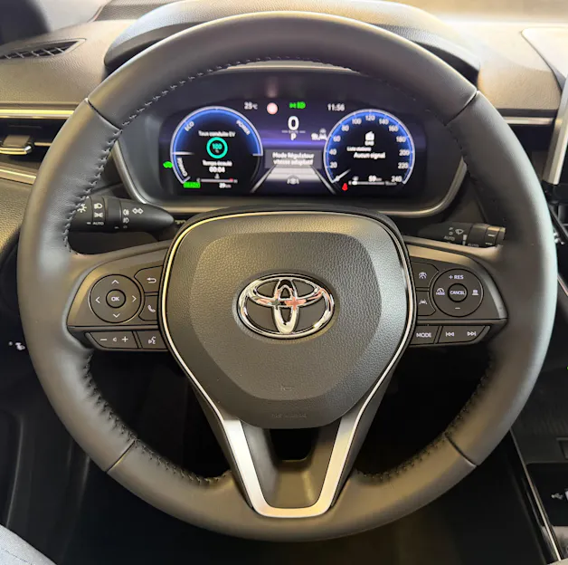 Toyota Corolla Cross 1.8 Trend e-CVT