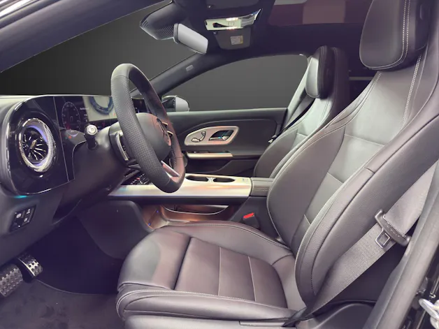 Mercedes-Benz CLA 220 4MATIC Shooting Brake
